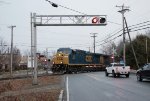 CSXT 473 Leads M427 at East St. in Tewksbury